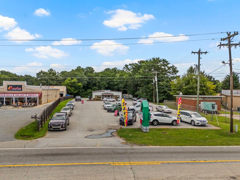 118 Rainbow Lake Rd, Boiling Springs, SC à vendre - Photo du bâtiment - Image 2 de 35