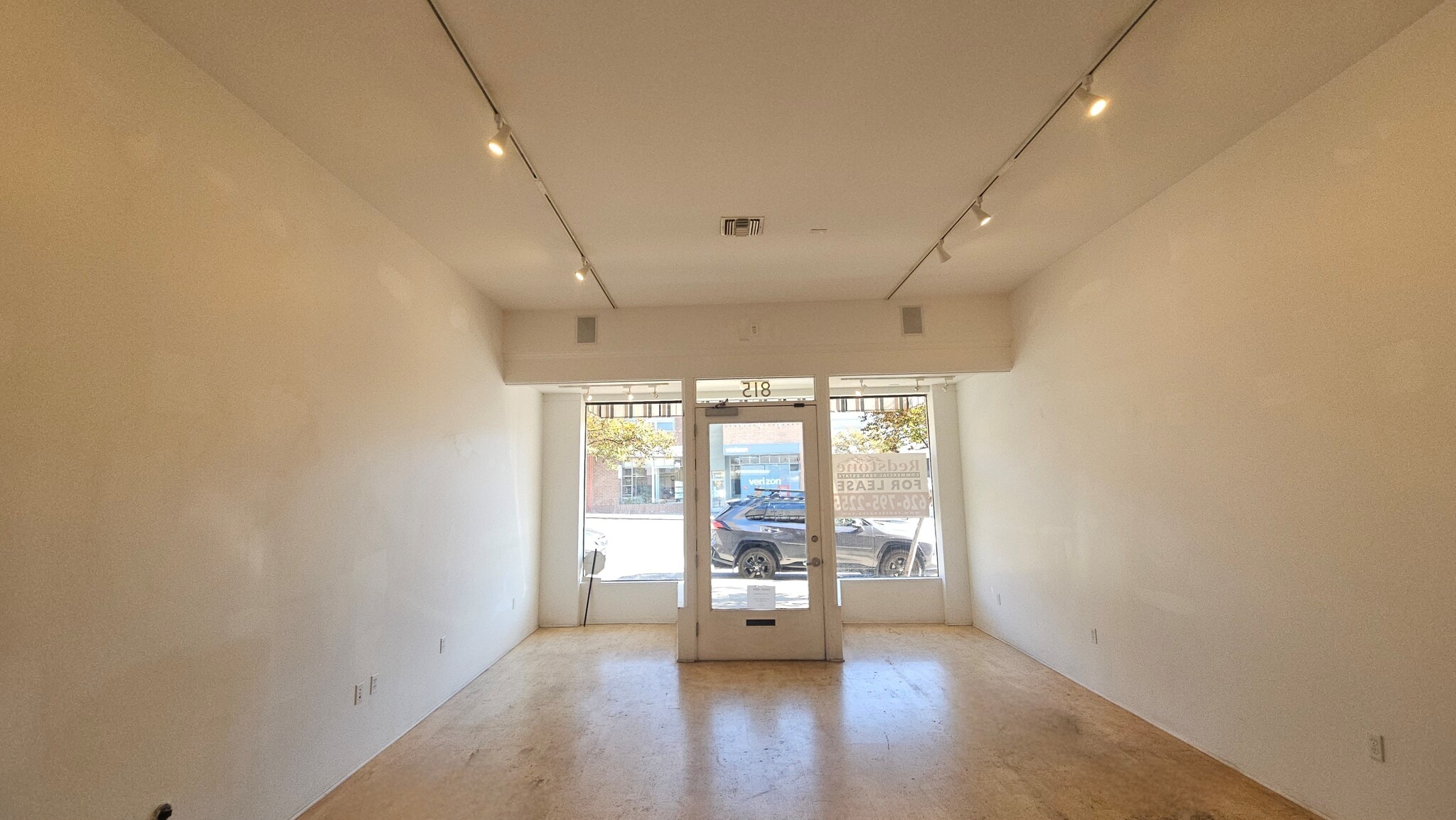 811-815 Fair Oaks Ave, South Pasadena, CA for lease Interior Photo- Image 1 of 4