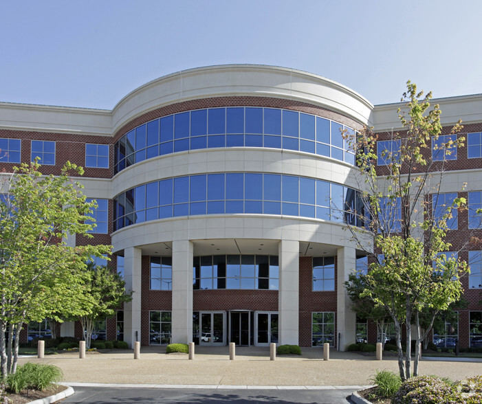 5700 Lake Wright Dr, Norfolk, VA for lease - Building Photo - Image 1 of 19