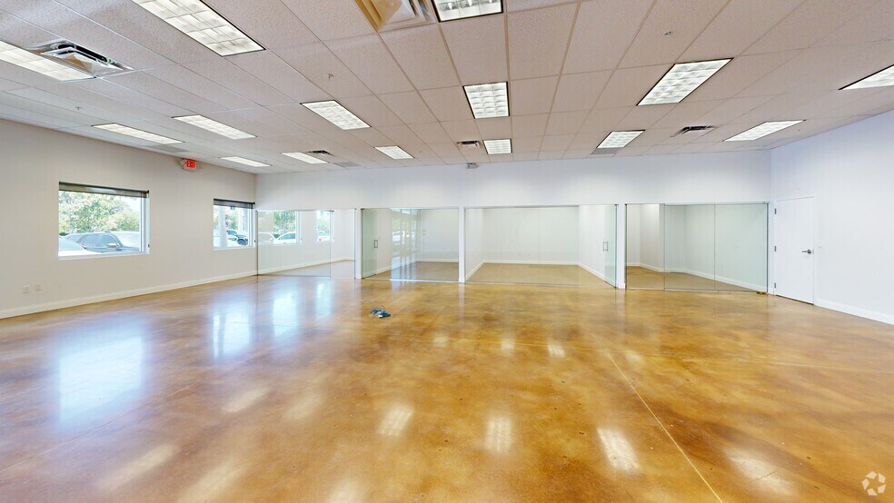600 Hillsboro Technology Dr, Deerfield Beach, FL à louer - Numérisation 3D de Matterport - Image 2 de 25