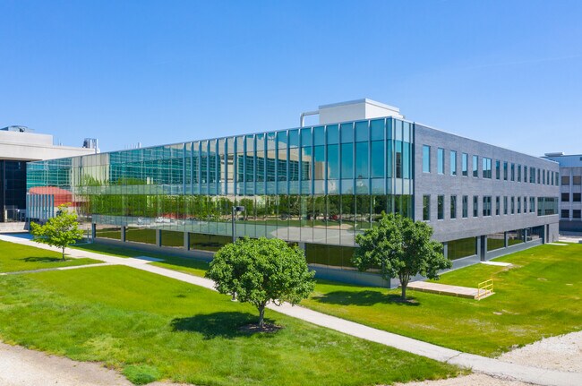 More details for 8030 Lamon Ave, Skokie, IL - Office for Lease