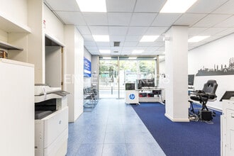 Bureau/Commerce de détail dans Barcelone, Barcelona à louer Photo intérieure- Image 2 de 21