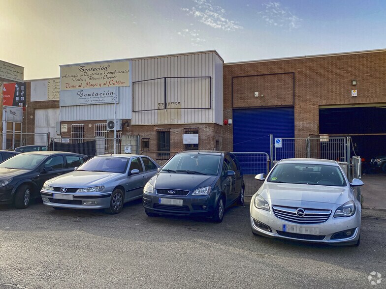 Calle Carretilla, 24, Rivas-Vaciamadrid, Madrid à vendre - Photo du bâtiment - Image 2 de 6