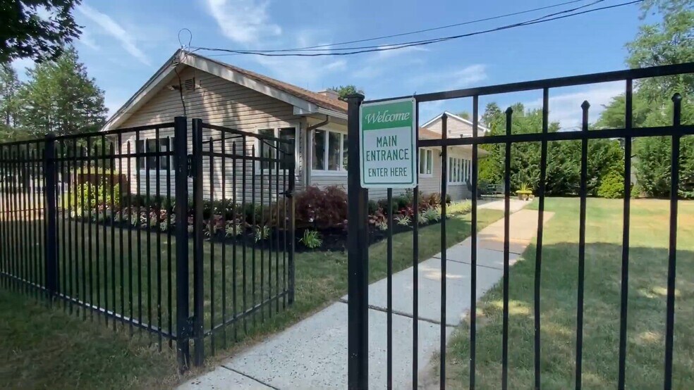 81 Somerset Dr, Willingboro, NJ à vendre - Vidéo sur l’inscription commerciale - Image 2 de 16