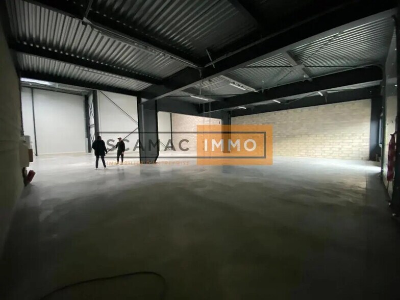 Industrial in Montmagny for lease - Building Photo - Image 3 of 5