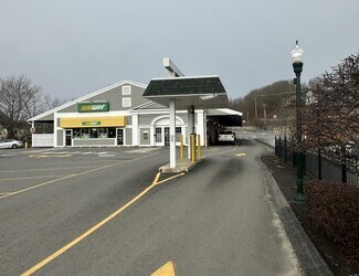 Plus de détails pour 35 Bridge St, Gardiner, ME - Commerce de détail à louer