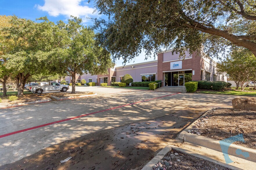 535 S Nolen Dr, Southlake, TX à louer - Photo du bâtiment - Image 3 de 11