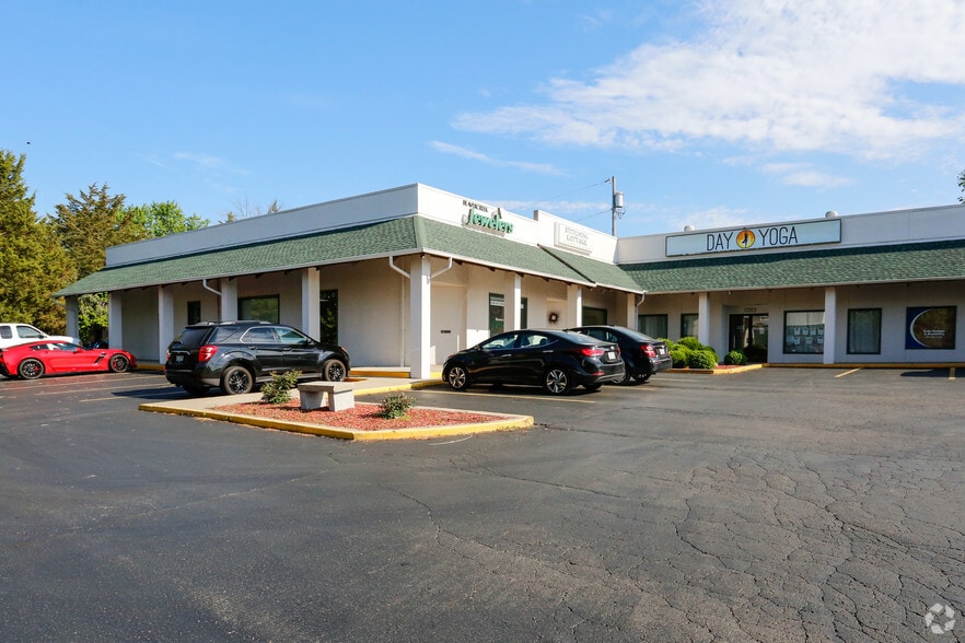 1257-1291 N Fairfield Rd, Beavercreek, OH à louer - Photo du bâtiment - Image 3 de 4