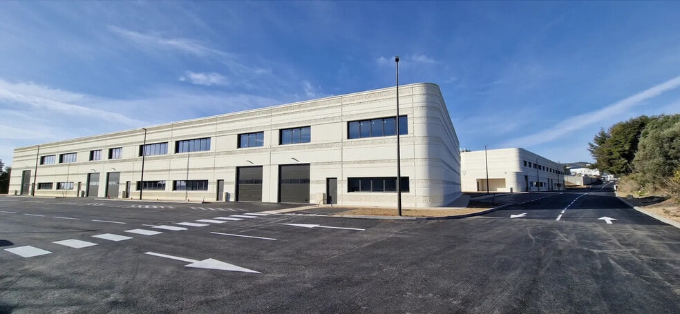 580 Avenue Du Serpolet, La Ciotat for lease - Building Photo - Image 2 of 6