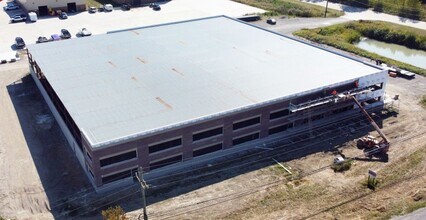 10137 Marine City Hwy, Ira Township, MI à louer Photo de construction- Image 1 de 4