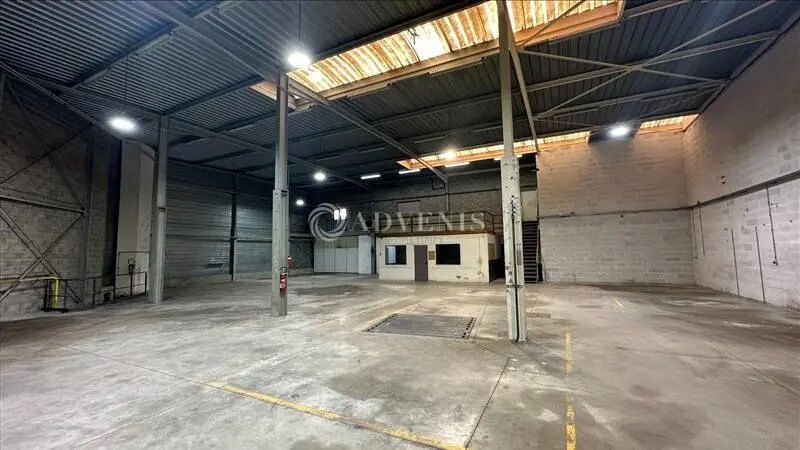 Flex in Noisy-le-Sec for lease Interior Photo- Image 1 of 11
