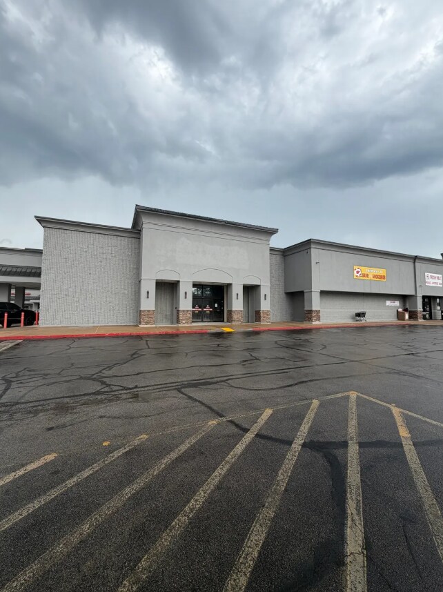 Plus de détails pour 11309-11613 E 31st St, Tulsa, OK - Commerce de détail à louer