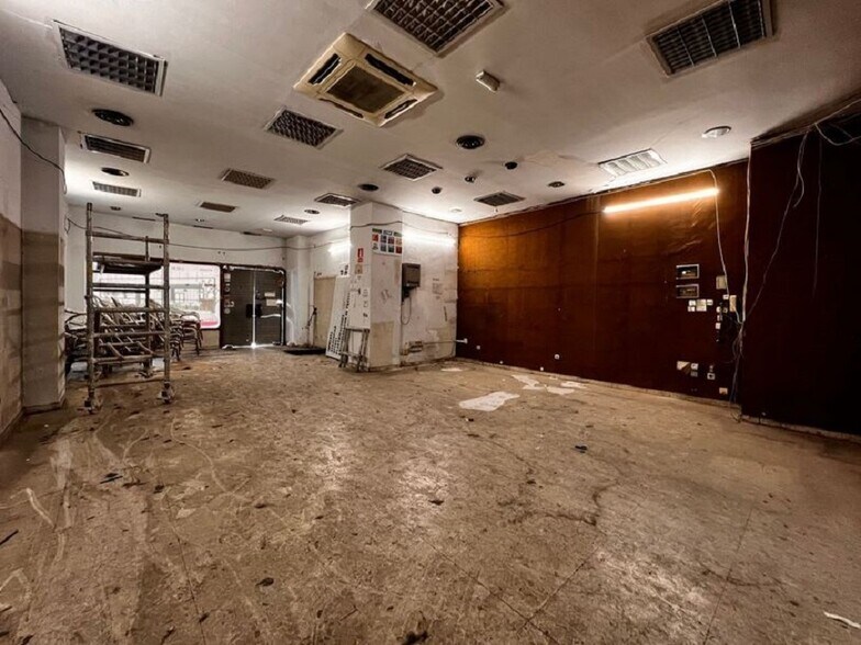 Calle de Orense, 68, Madrid, Madrid for lease - Interior Photo - Image 2 of 8