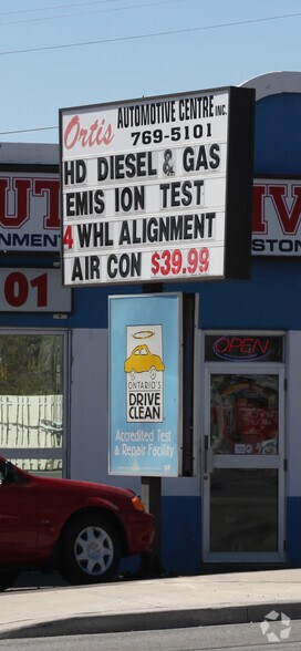 400 Weston Rd, Toronto, ON for lease - Building Photo - Image 2 of 3