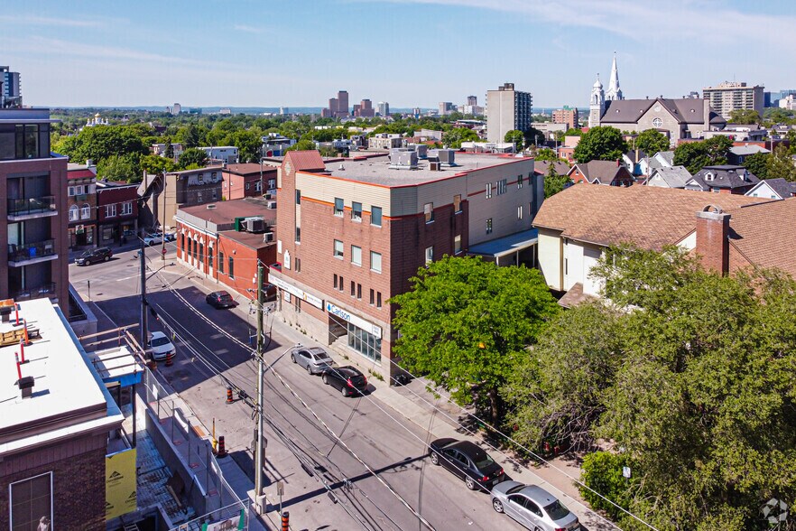 11 Rosemount Ave, Ottawa, ON à louer - Photo du bâtiment - Image 3 de 3