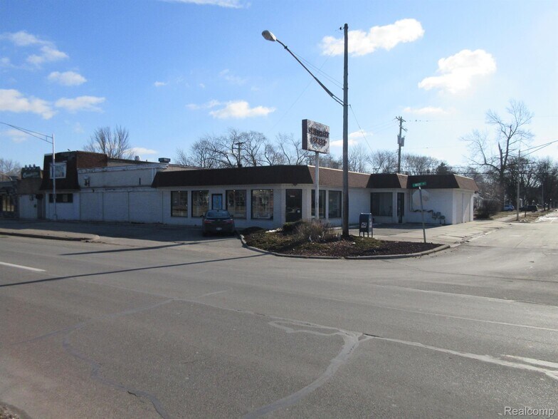 19200 Kelly Rd, Detroit, MI à vendre - Photo du bâtiment - Image 2 de 28