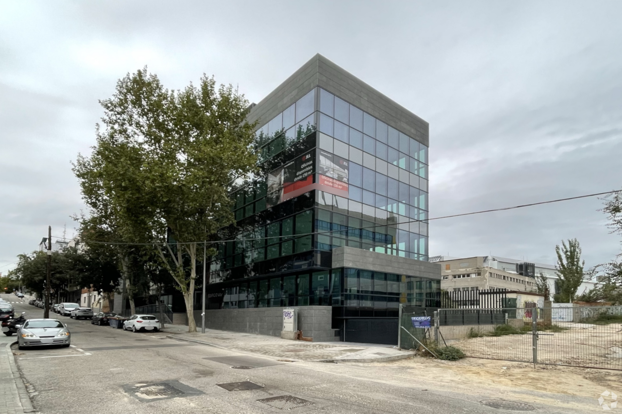 Calle Santa Leonor, Madrid, Madrid for lease Primary Photo- Image 1 of 4