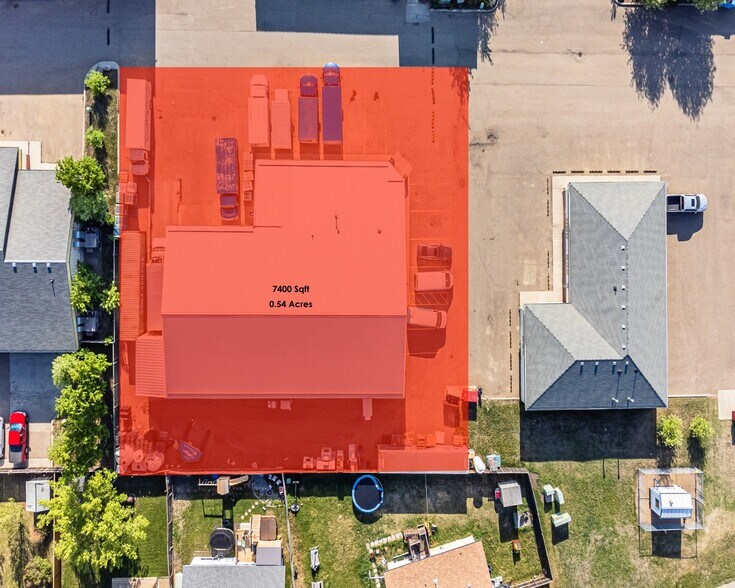 2711 50 Av, Lloydminster, SK à vendre - Photo du bâtiment - Image 3 de 33