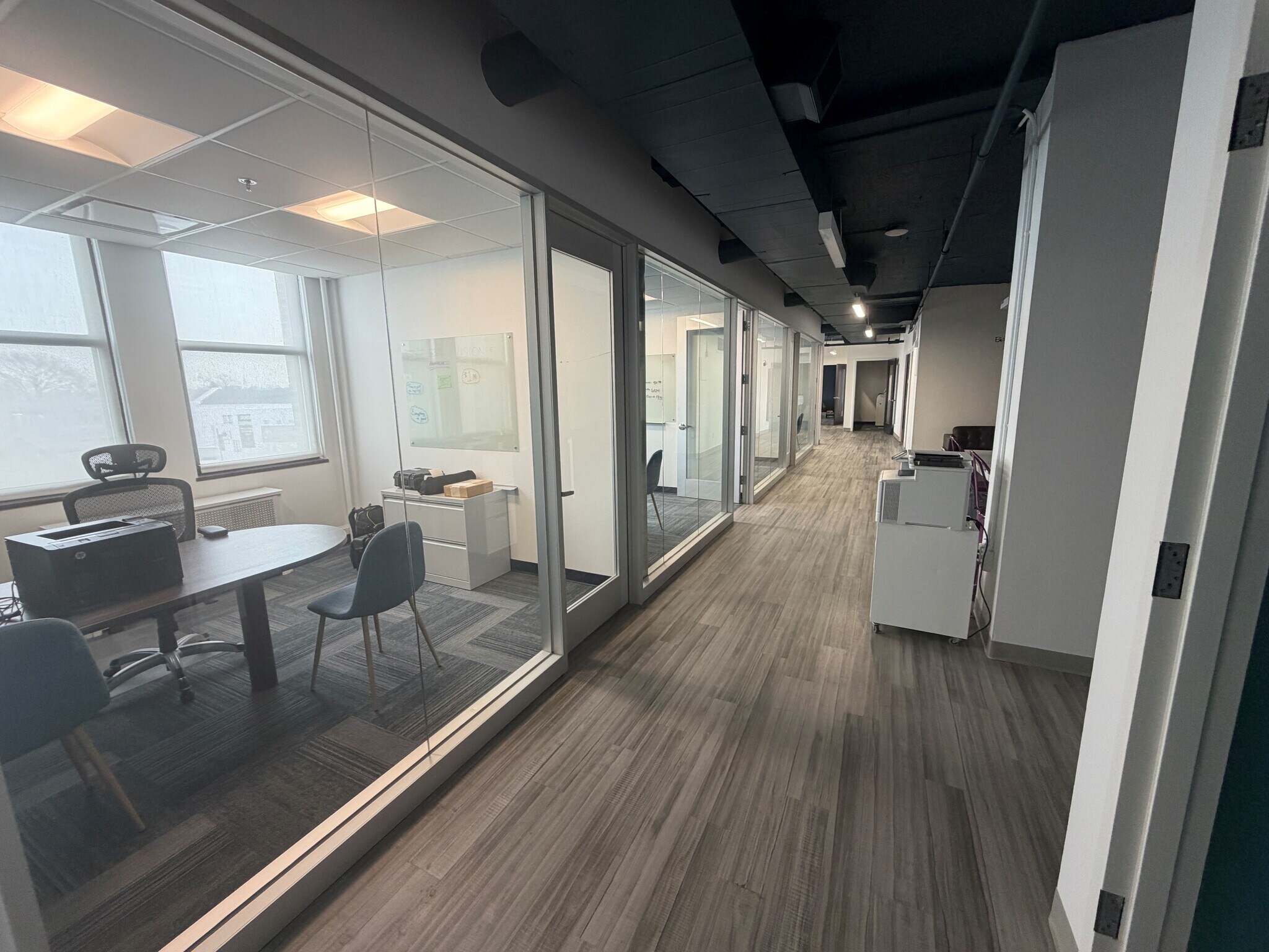 2 Broad St, Bloomfield, NJ à louer Photo principale- Image 1 de 5