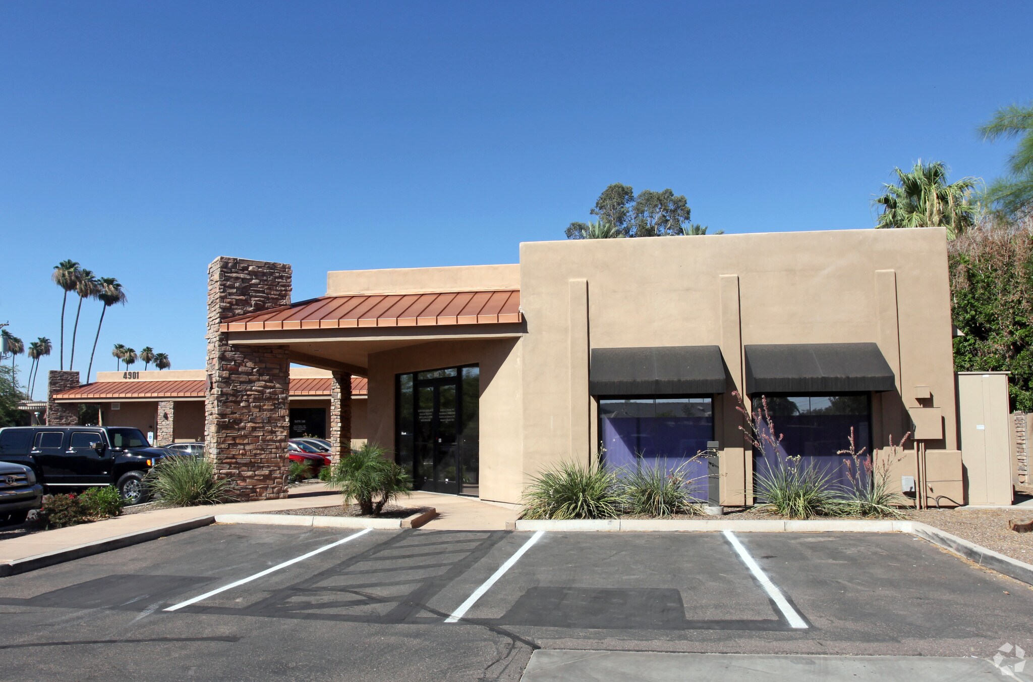 4901 N 44th St, Phoenix, AZ for lease Primary Photo- Image 1 of 4