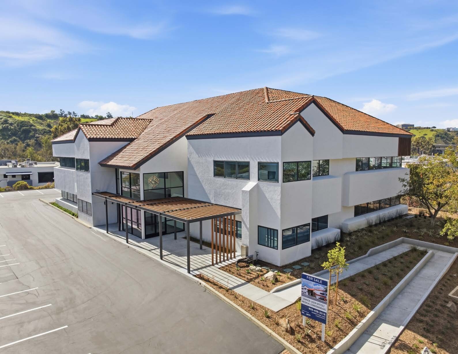 5665 Oberlin Dr, San Diego, CA à vendre Photo du bâtiment- Image 1 de 6