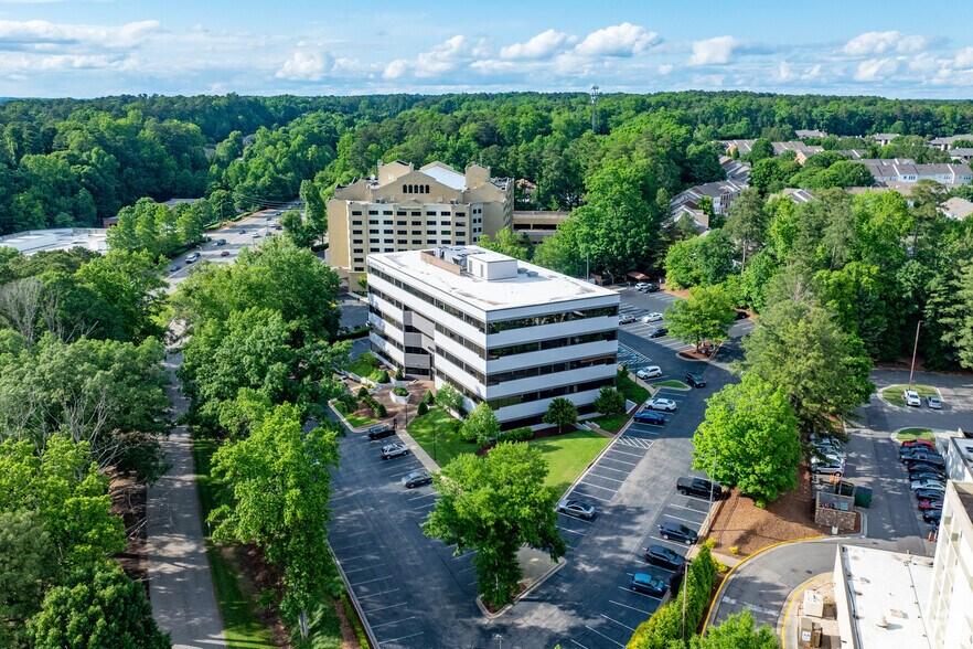 4600 Marriott Dr, Raleigh, NC à louer - Aérien - Image 2 de 29