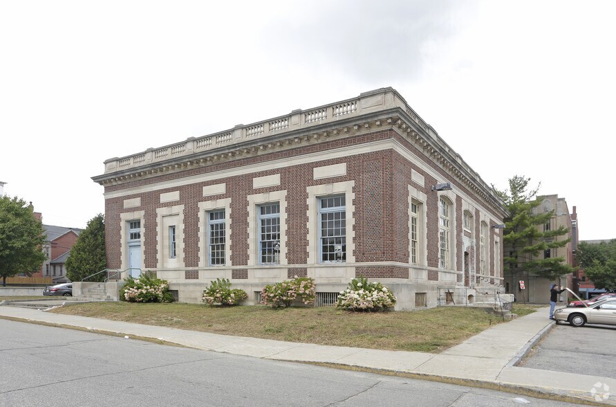 27 Washington St, Biddeford, ME à vendre - Photo du bâtiment - Image 2 de 18