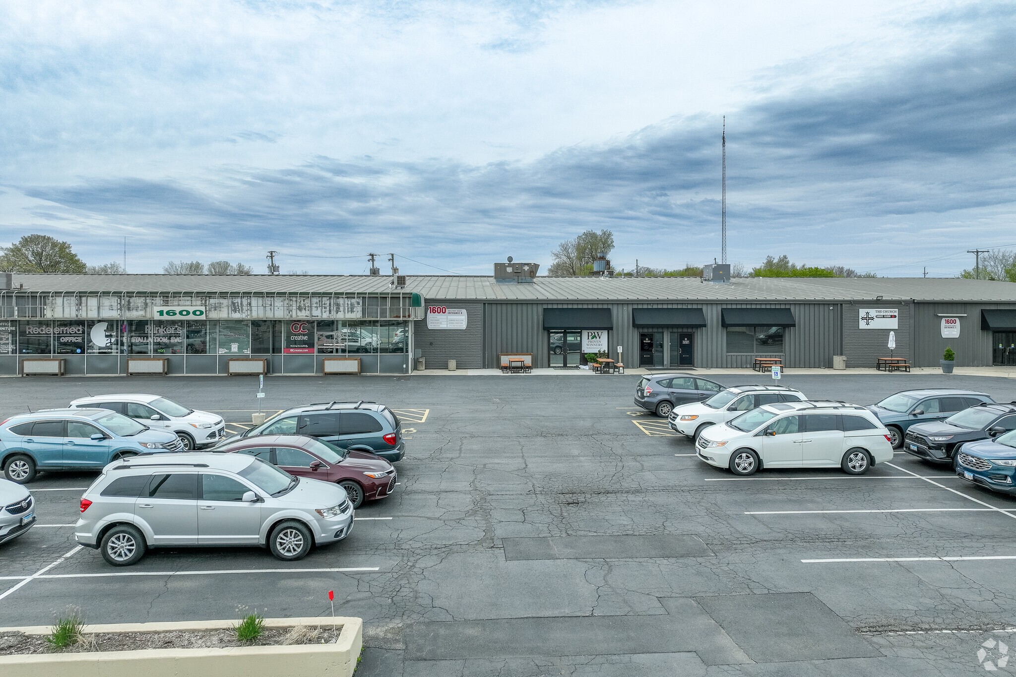 1600 E Lincoln Hwy, DeKalb, IL for sale Primary Photo- Image 1 of 1