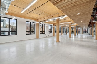 360 Wythe Ave, Brooklyn, NY à louer Photo intérieure- Image 2 de 3