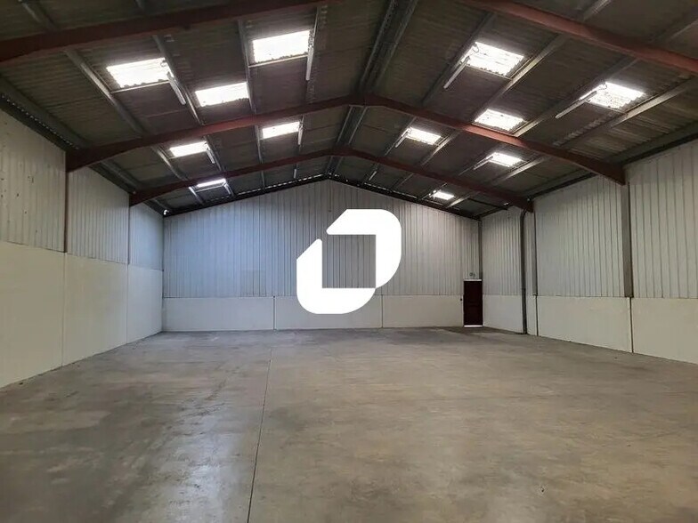 Industriel dans Cestas à louer - Photo du bâtiment - Image 1 de 11