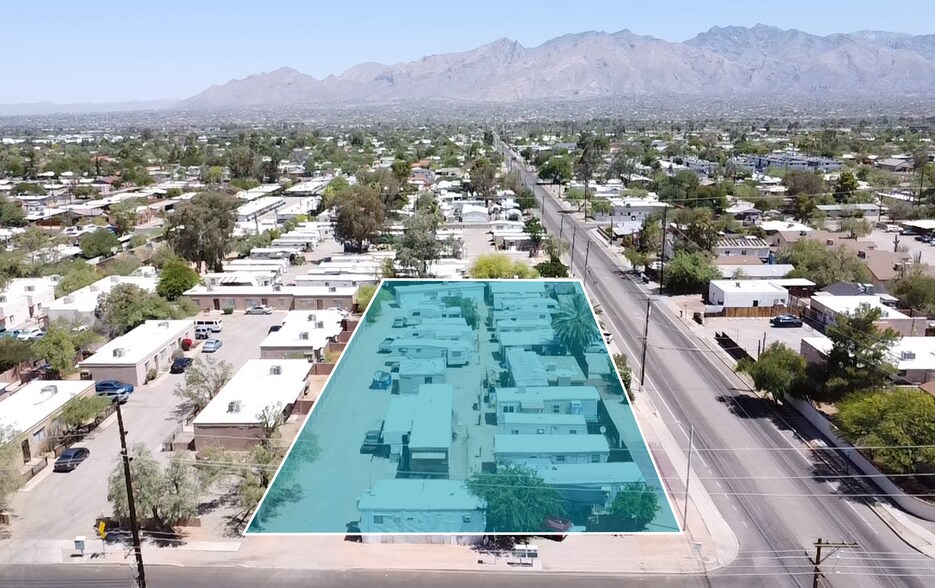 1413 N Columbus Blvd, Tucson, AZ à vendre - Photo du bâtiment - Image 1 de 11