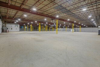 64 Holton St, Woburn, MA for lease Interior Photo- Image 2 of 5