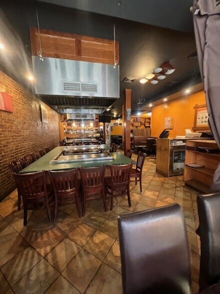 296 5th Ave, Brooklyn, NY for lease - Building Photo - Image 2 of 12