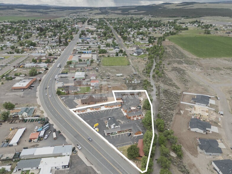 699 N Main St, Panguitch, UT à vendre - Photo du bâtiment - Image 2 de 13