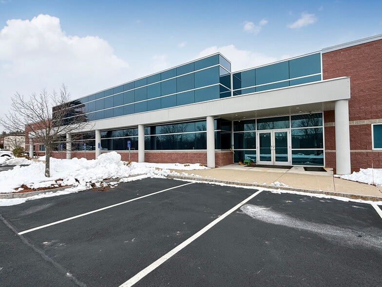 34 Locke Rd, Concord, NH for lease - Building Photo - Image 2 of 10