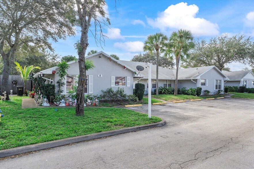 1100 SW 4th Ave, Delray Beach, FL à vendre - Photo du bâtiment - Image 3 de 28