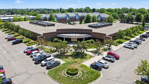 2600 Troy Center Dr, Troy, MI à louer Photo principale- Image 1 de 2