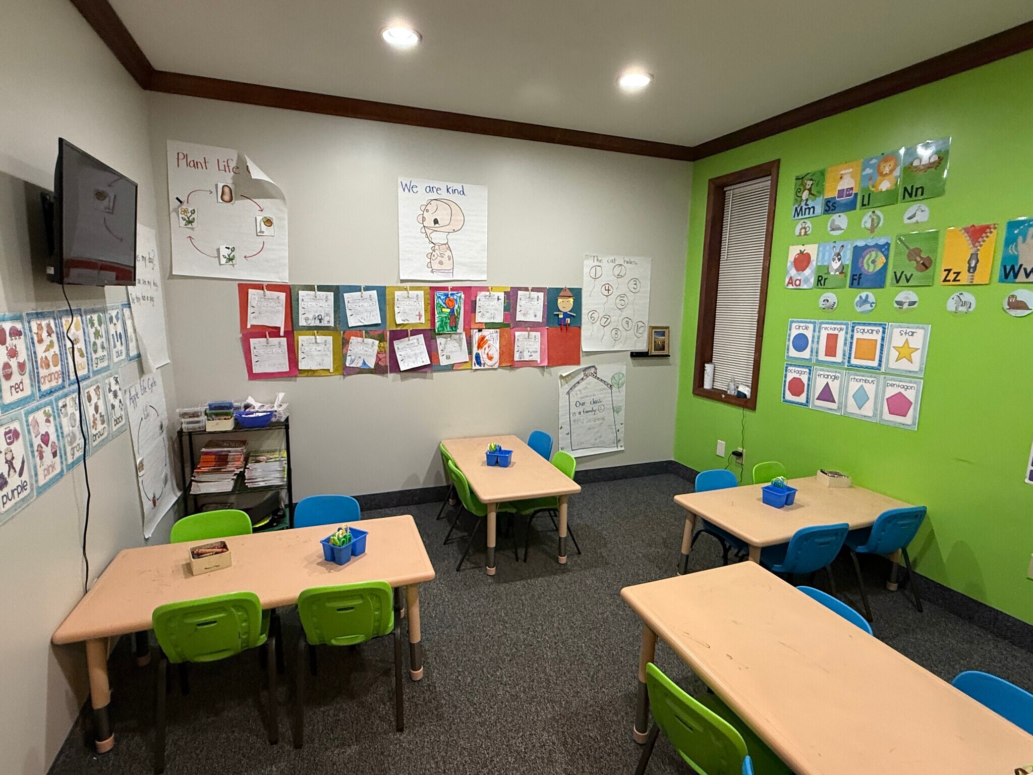 636 Old Liverpool Rd, Liverpool, NY à louer Photo intérieure- Image 1 de 10