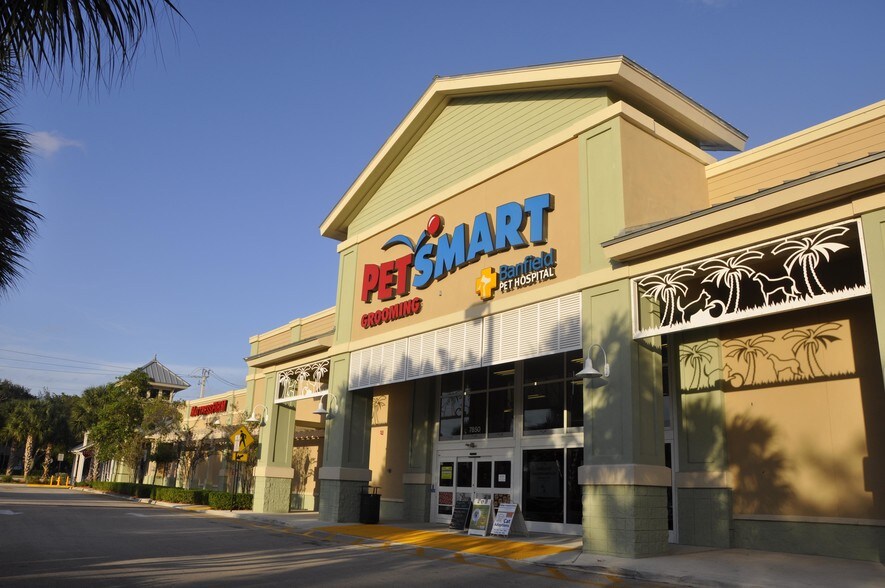 8198 W Commercial Blvd, Fort Lauderdale, FL à vendre - Photo du bâtiment - Image 2 de 3