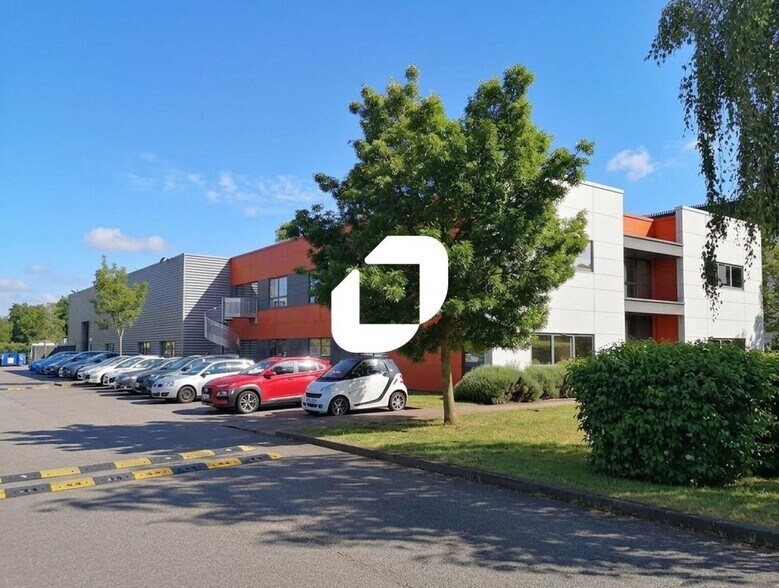 279 Allée Jacques Monod, Saint-Priest for lease - Building Photo - Image 2 of 18