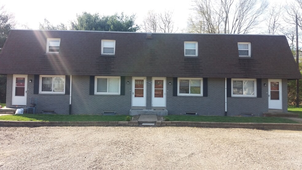 1386 Lincoln Dr, Monaca, PA à vendre - Photo du bâtiment - Image 3 de 10