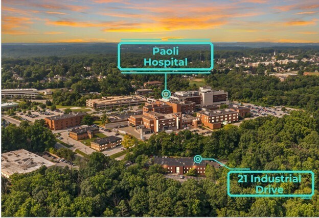21 Industrial Blvd, Paoli, PA à louer - Photo du bâtiment - Image 2 de 22