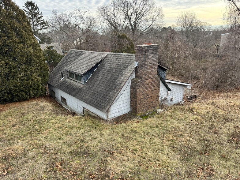 1203 Poquonnock Rd, Groton, CT for sale - Building Photo - Image 3 of 9