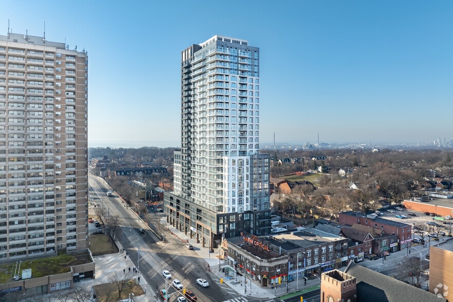 286 Main St, Toronto, ON for sale - Building Photo - Image 2 of 3