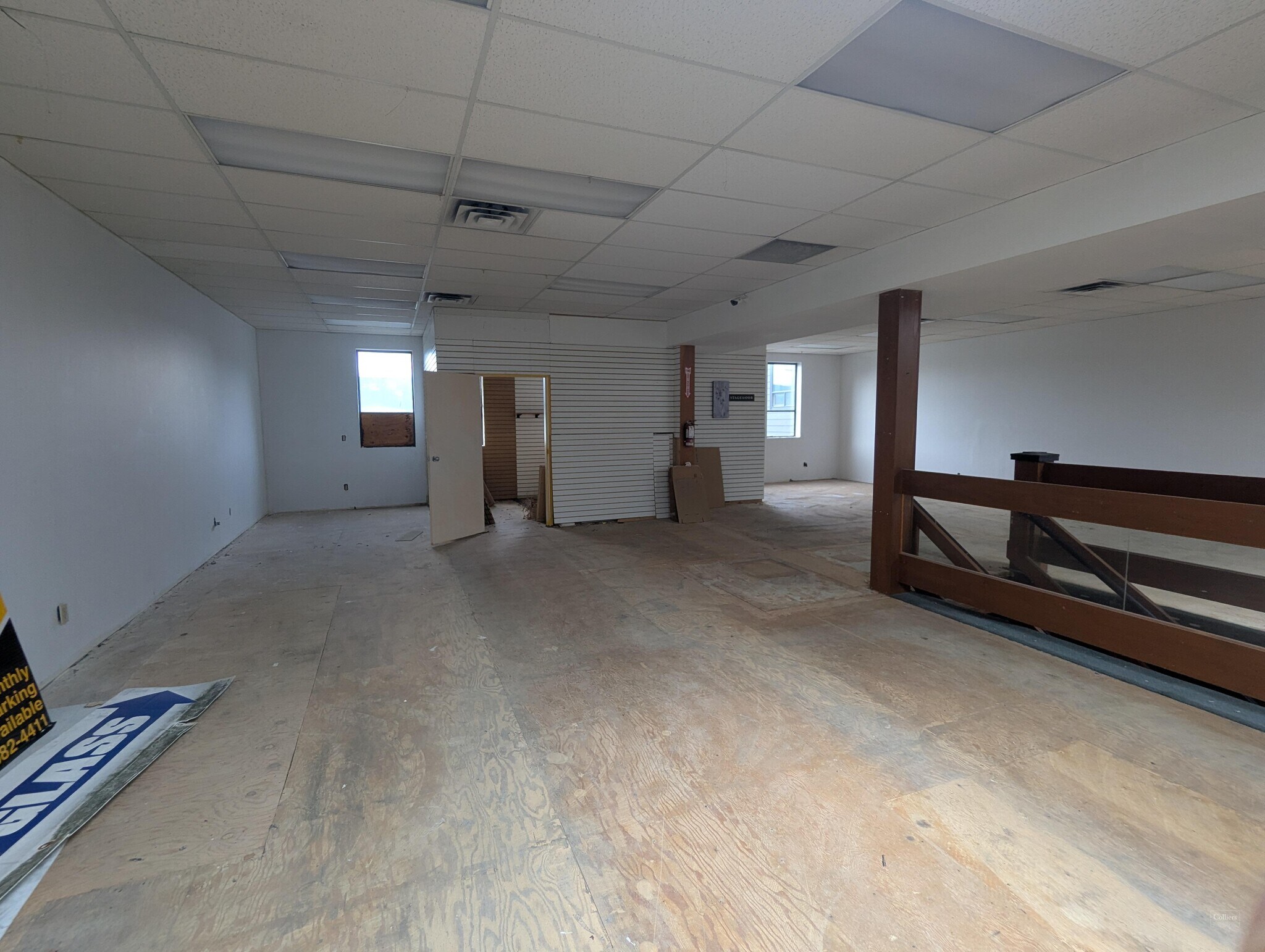 2000 Douglas St, Victoria, BC à louer Photo intérieure- Image 1 de 4