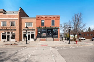22 E Scranton Ave, Lake Bluff, IL for lease Building Photo- Image 1 of 6