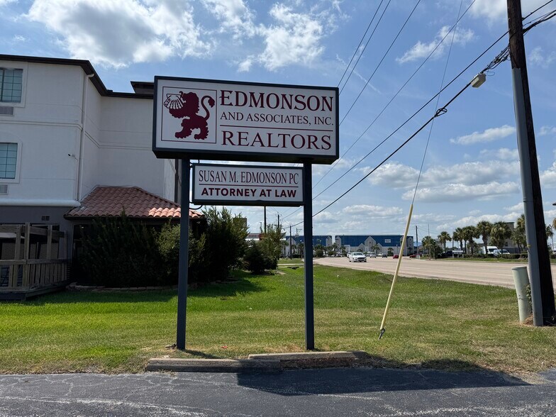 2833 Nasa Pky, Seabrook, TX à louer - Autre - Image 2 de 13