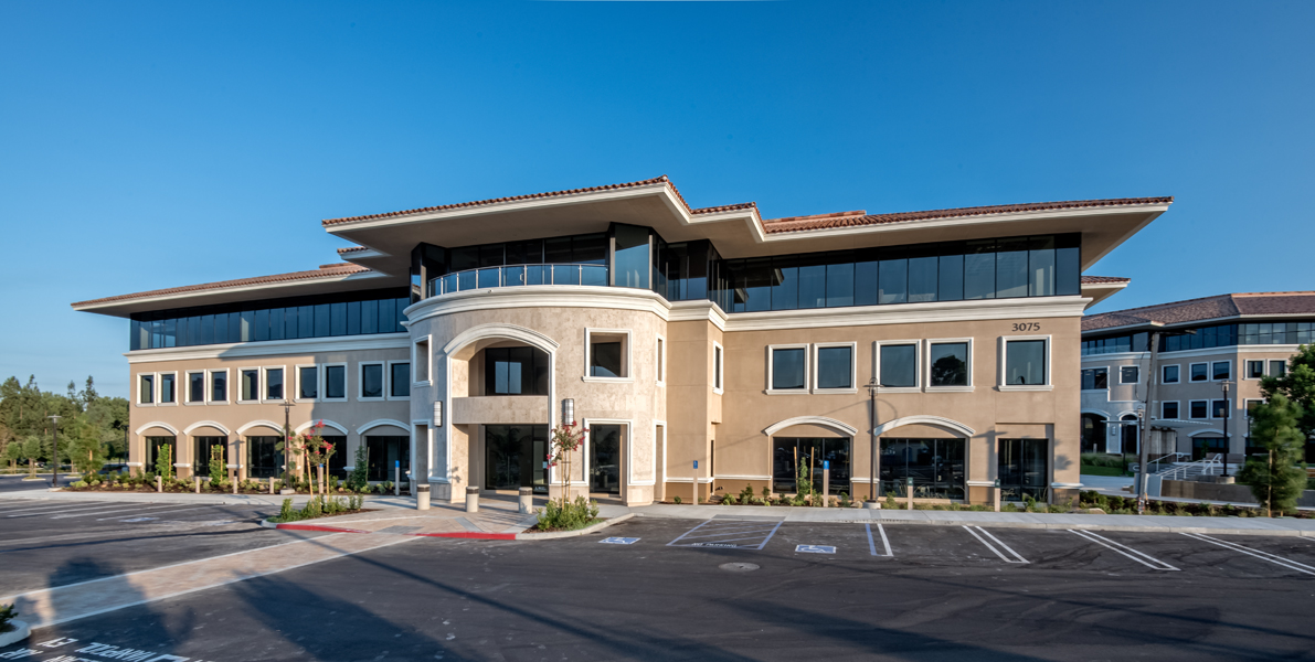 3075 Townsgate Rd, Westlake Village, CA à louer Photo du bâtiment- Image 1 de 17