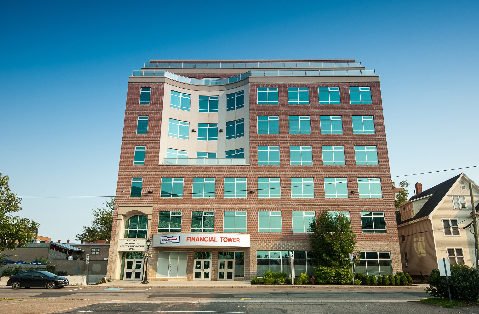 98 Fitzroy St, Charlottetown, PE à vendre Photo principale- Image 1 de 1