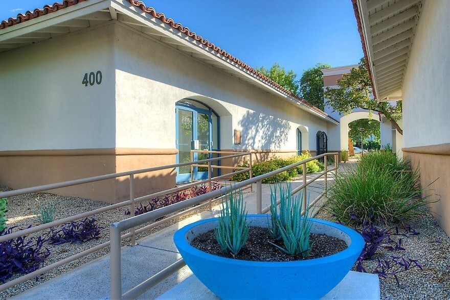 10900 N Scottsdale Rd, Scottsdale, AZ à louer - Photo du bâtiment - Image 3 de 3